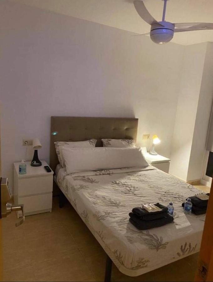 Habitacion Doble In My Apartament At The Beach Valensiya Dış mekan fotoğraf